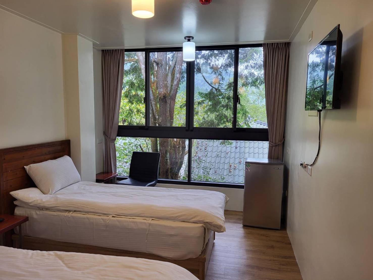 Gemlu Villa Lugu Buitenkant foto
