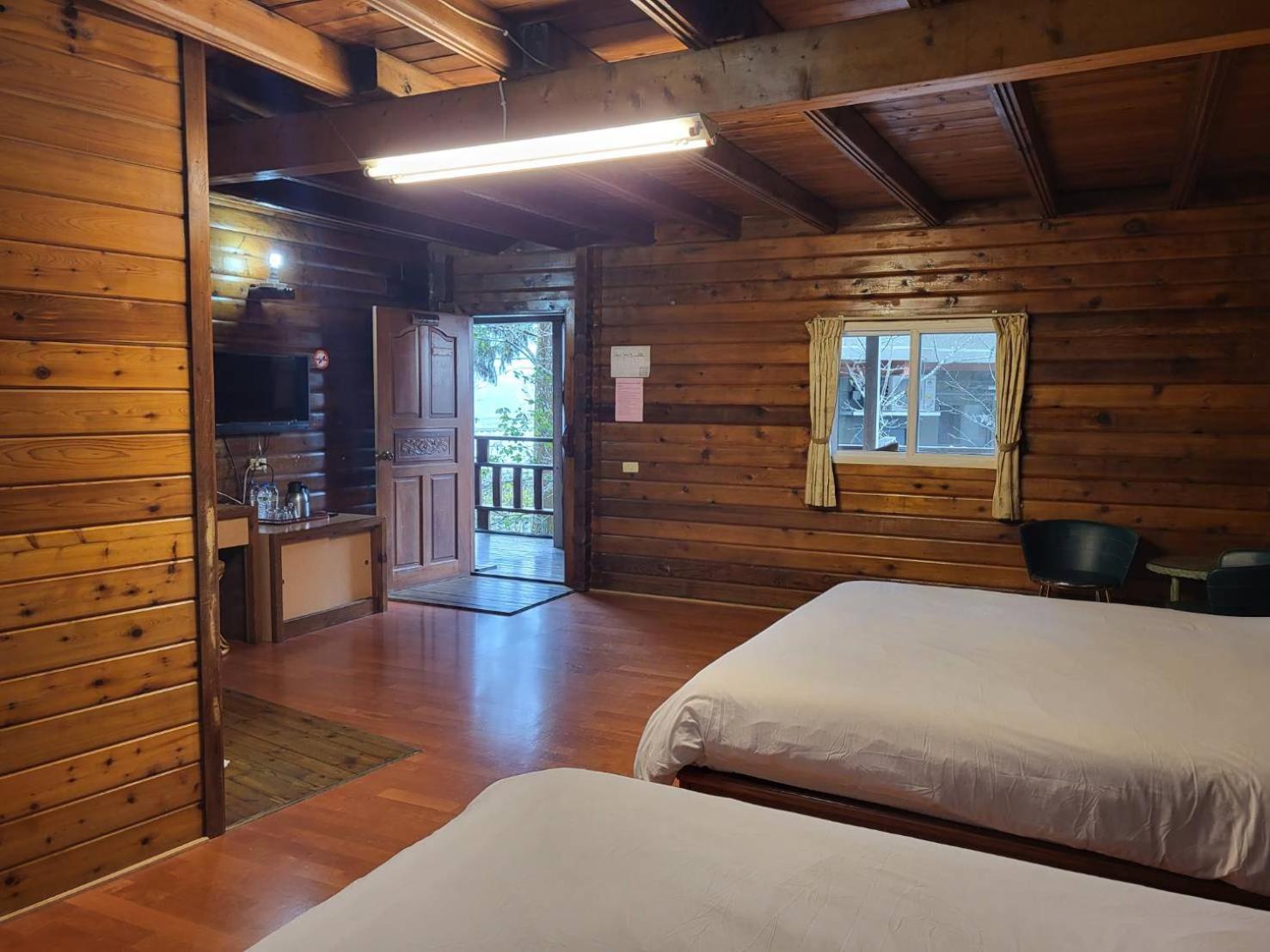 Gemlu Villa Lugu Buitenkant foto