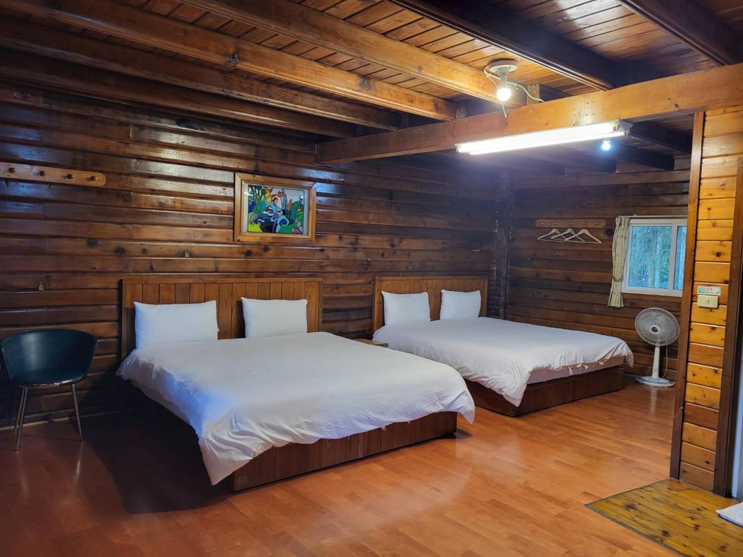 Gemlu Villa Lugu Buitenkant foto